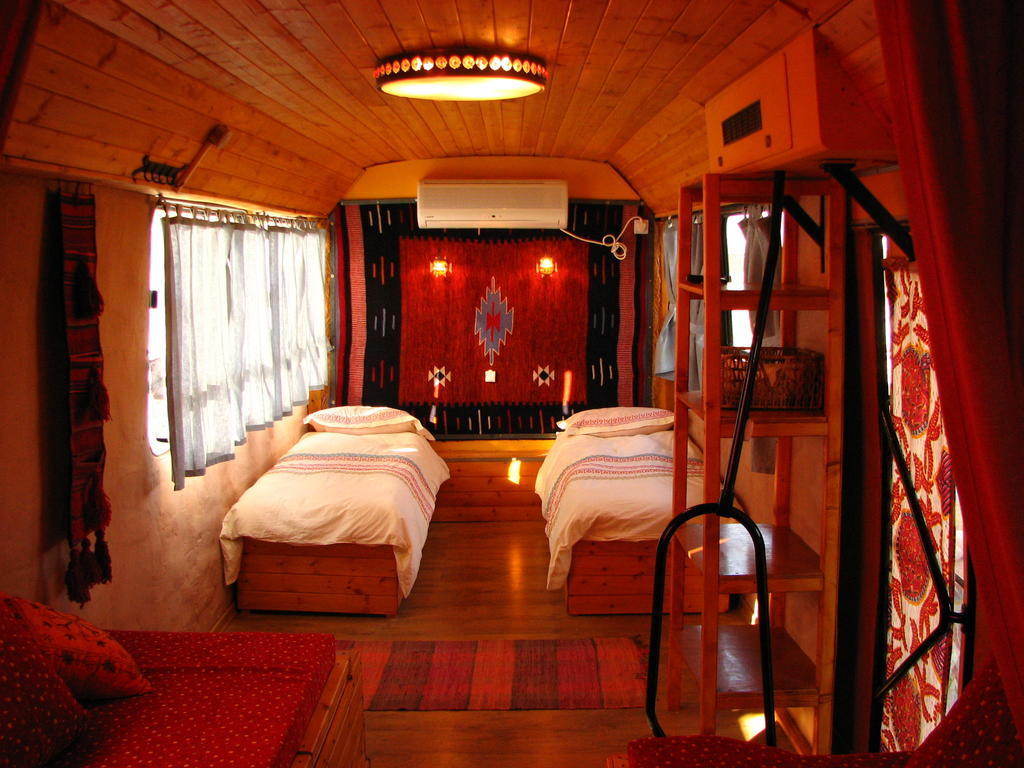 Zimmerbus 'Ezuz Habitación foto