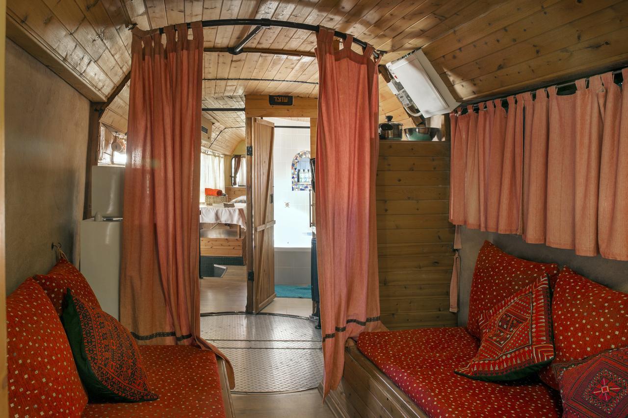 Zimmerbus 'Ezuz Exterior foto